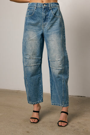 Lisette Barrel Jean in Medium Wash - FINAL SALE