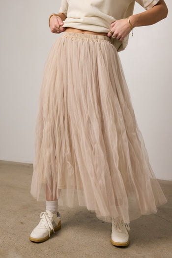 flowy tulle skirt