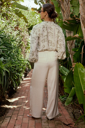 LONG SLEEVE PRINTED BLOUSE IN SAGE