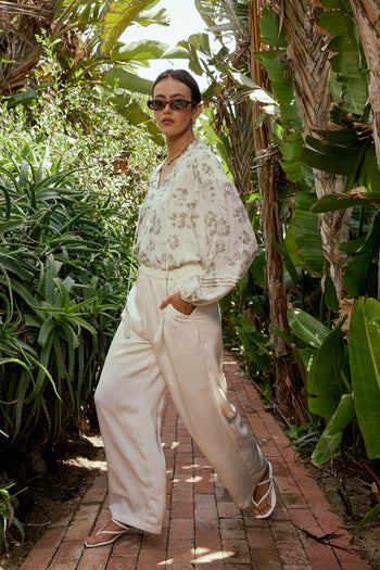 wide leg pants with pockets