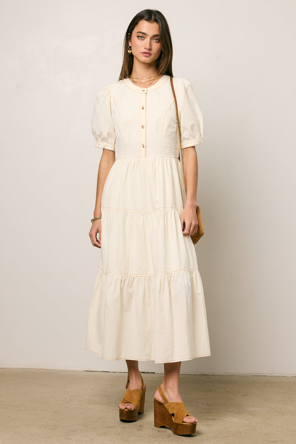short sleeve beige dress with buttons