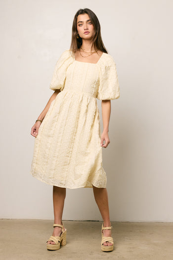 TEXTURED PUFF SLEEVE DRESS