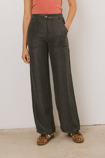 black high rise pants