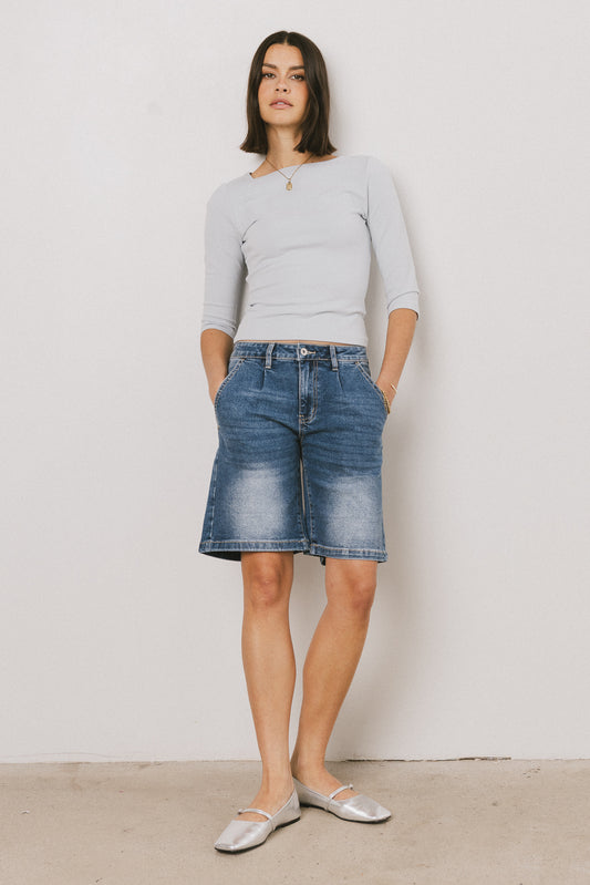 KNIT TOP IN BLUE 