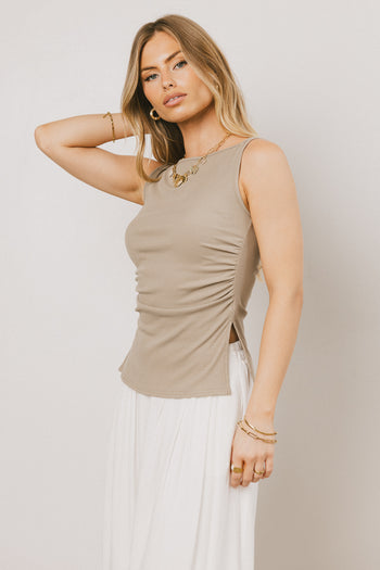 ribbed top with side slit 