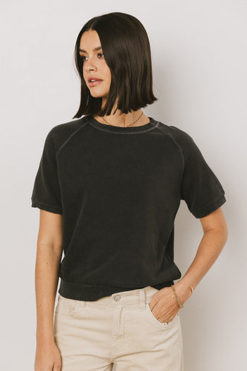 short sleeve black top 