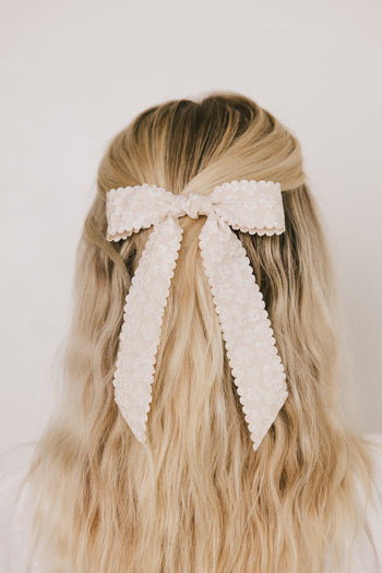  Floral Bow in Champagne