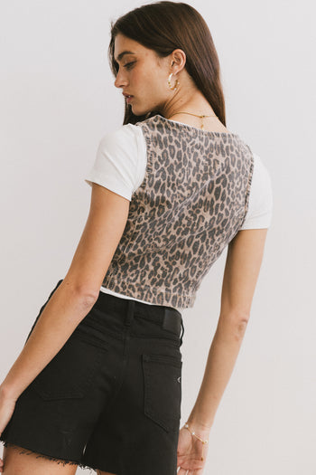 SLEEVELESS LAYERING TOP