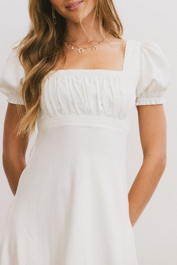 WHITE MINI DRESS WITH LACE DETAILS