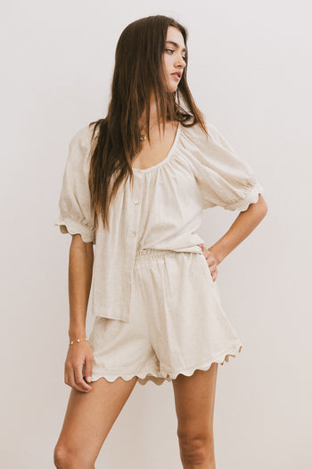 Scalloped Shorts in Oatmeal