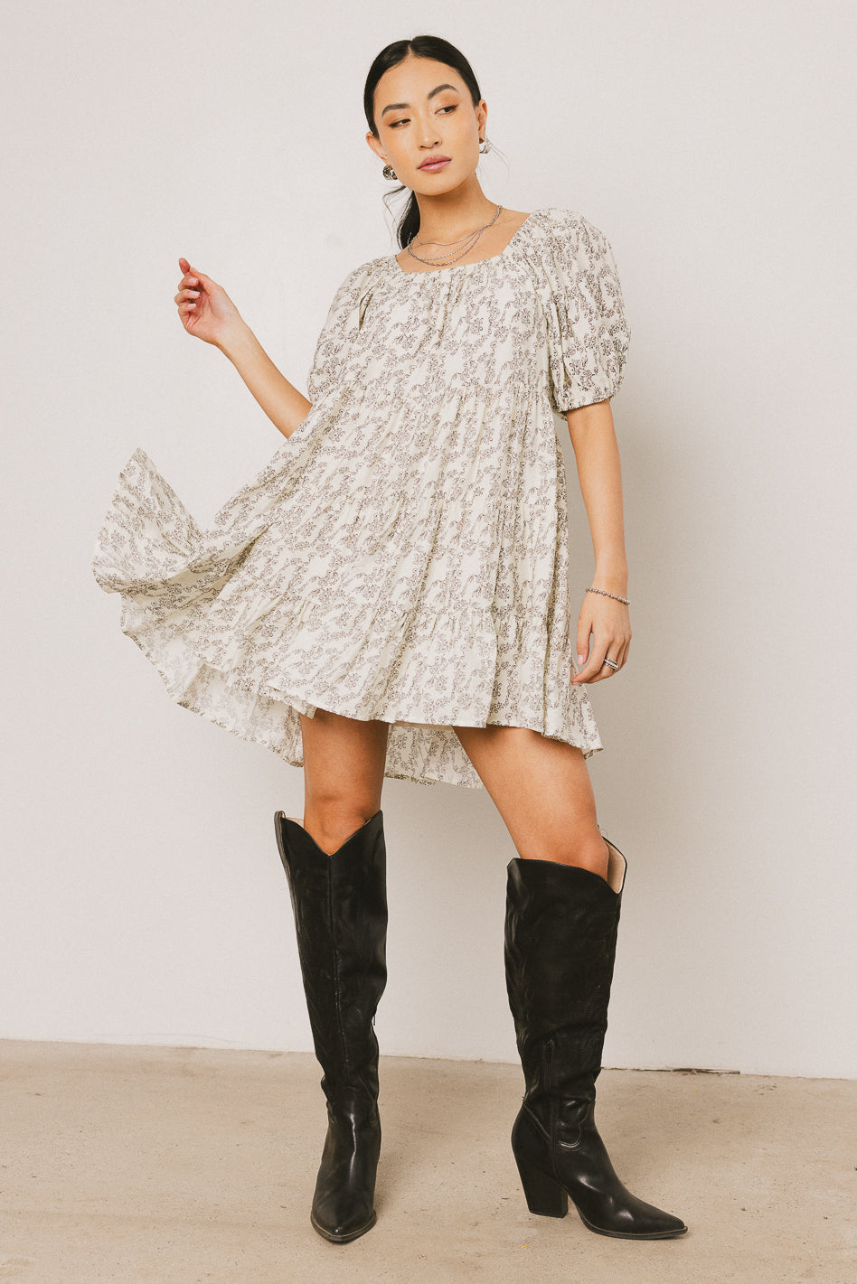 en saison dakota mini dress Dakota Floral Mini Dress