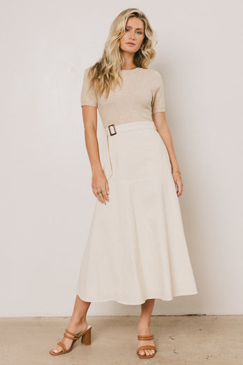 KNIT DRESS WITH BUCKLE