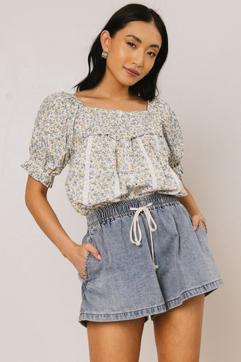 short sleeve floral blouse