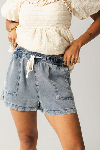 DENIM SHORTS