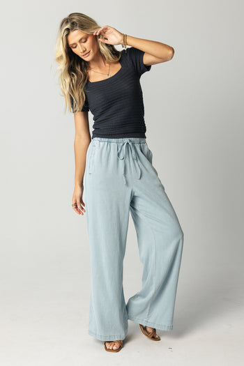 Banks Wide Leg Pants in Light Wash - FINAL SALE