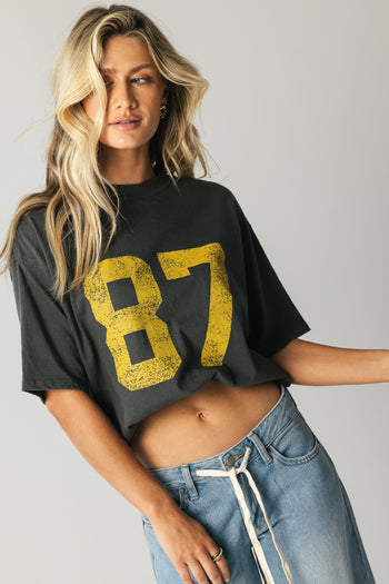 OVERSIZED GRAPHIC TEES FOR WOMEN