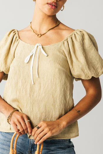 PUFF SLEEVE TOP