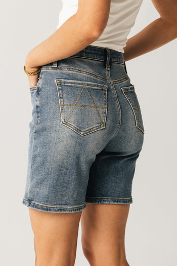 SHORT BERMUDAS