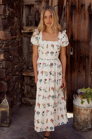 jacey embellished maxi dress Jayce Embroidered Floral Maxi Dress