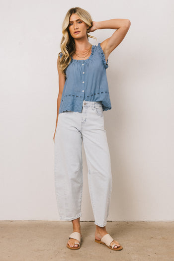 Blouse in Denim