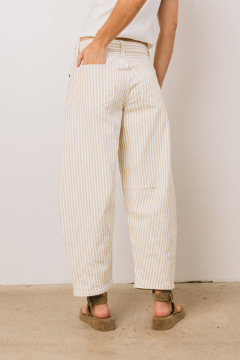 CROPPED FIT BARREL JEANS