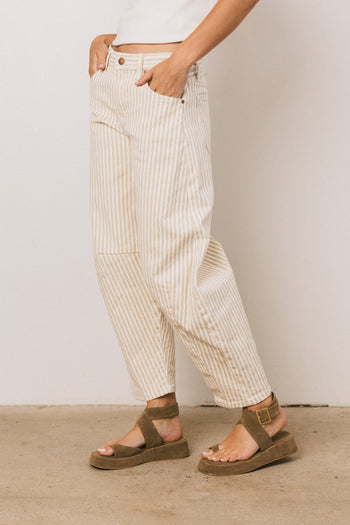 STRIPED PRINT WHITE BARRELS