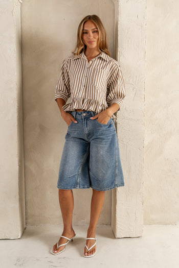 Alden Bermuda Shorts in Medium Wash - FINAL SALE