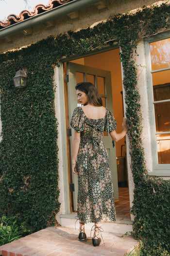 BACK BOW DETAIL MAXI DRESS