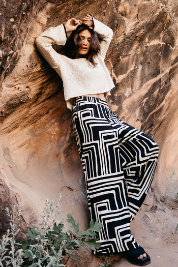  Long sleeved Knit Sweater in Oatmeal