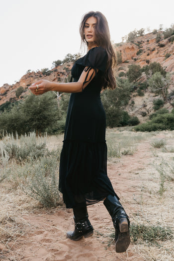 short sleeve black midi dress 