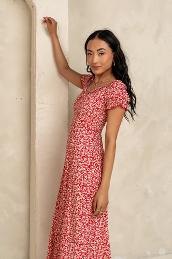 fitted waist on floral maxi dress