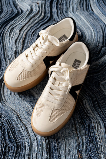 Kaison Mesh Sneakers