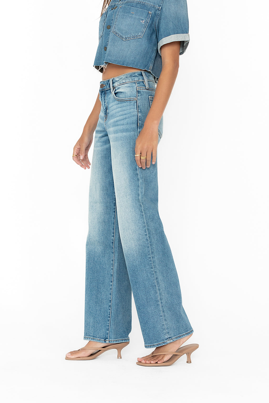 Jeans in Medium Wash