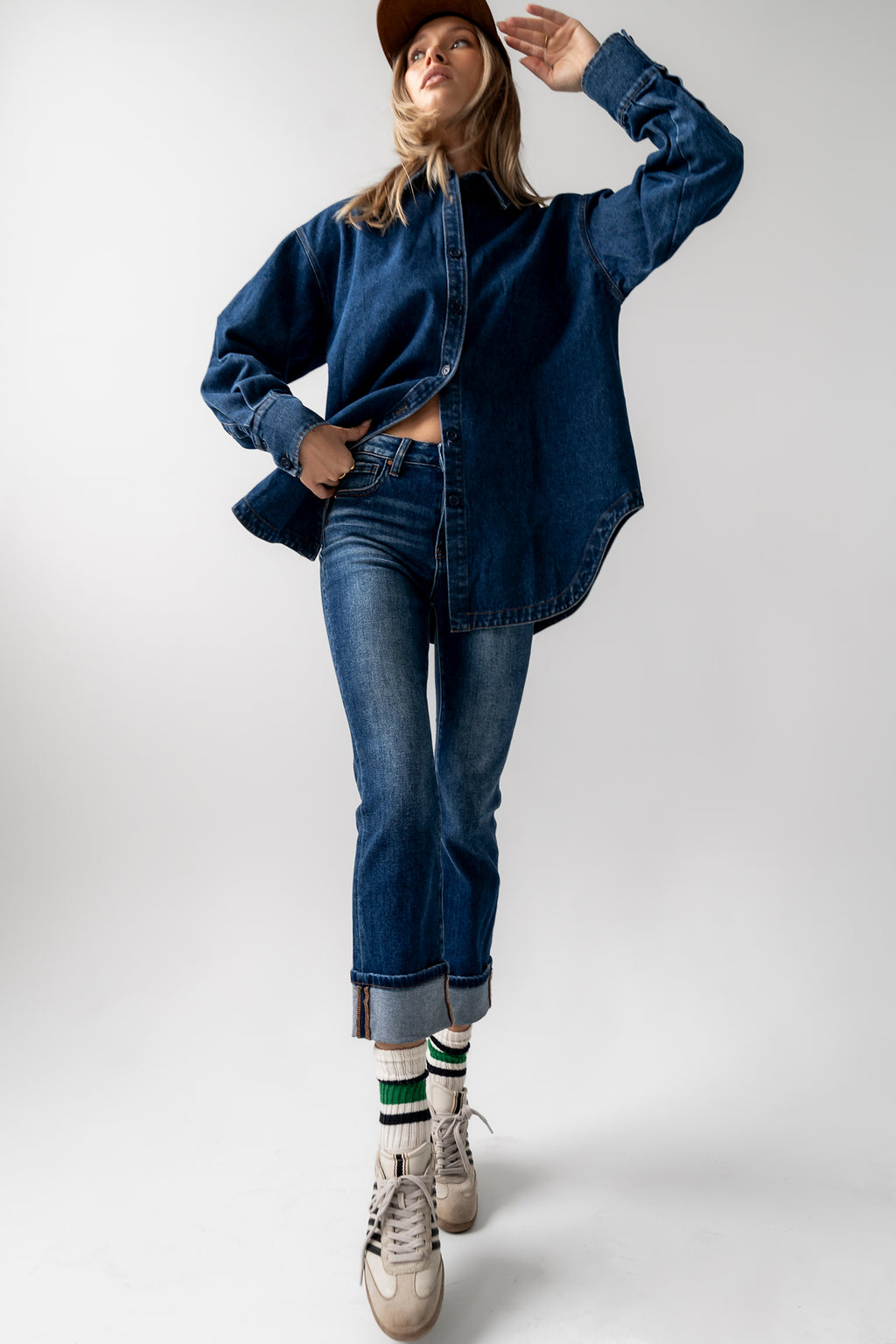 med wash denim  