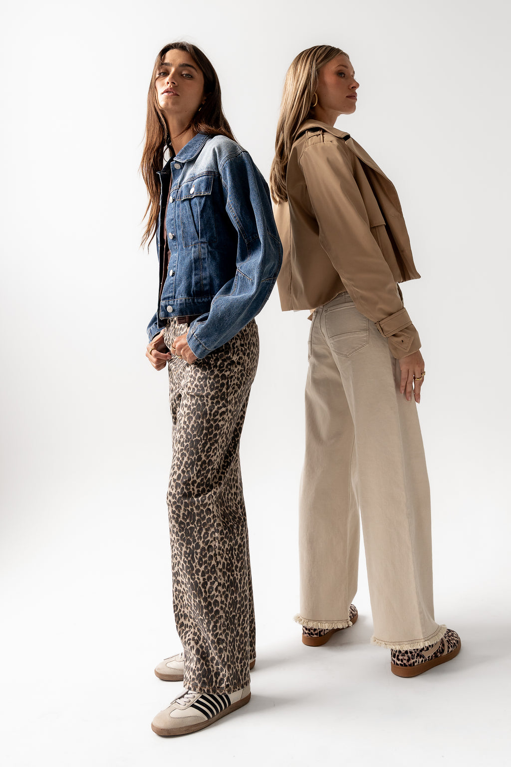 Leopard print wide leg jeans