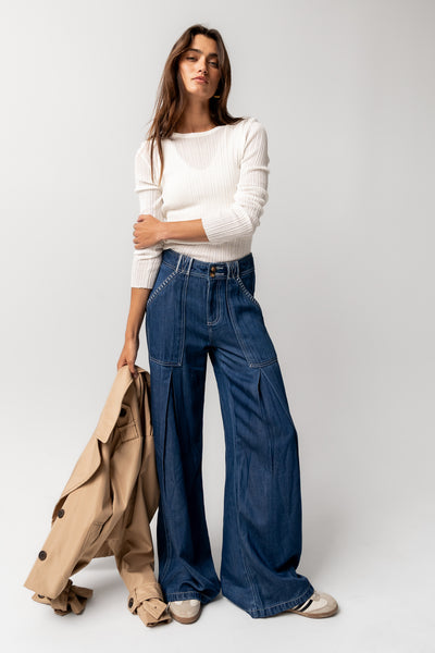 Zoey Pleated Baggy Jeans