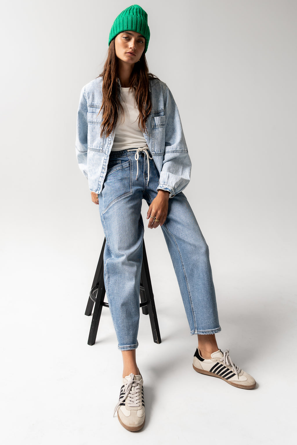 DRAWSTRING BARREL JEANS