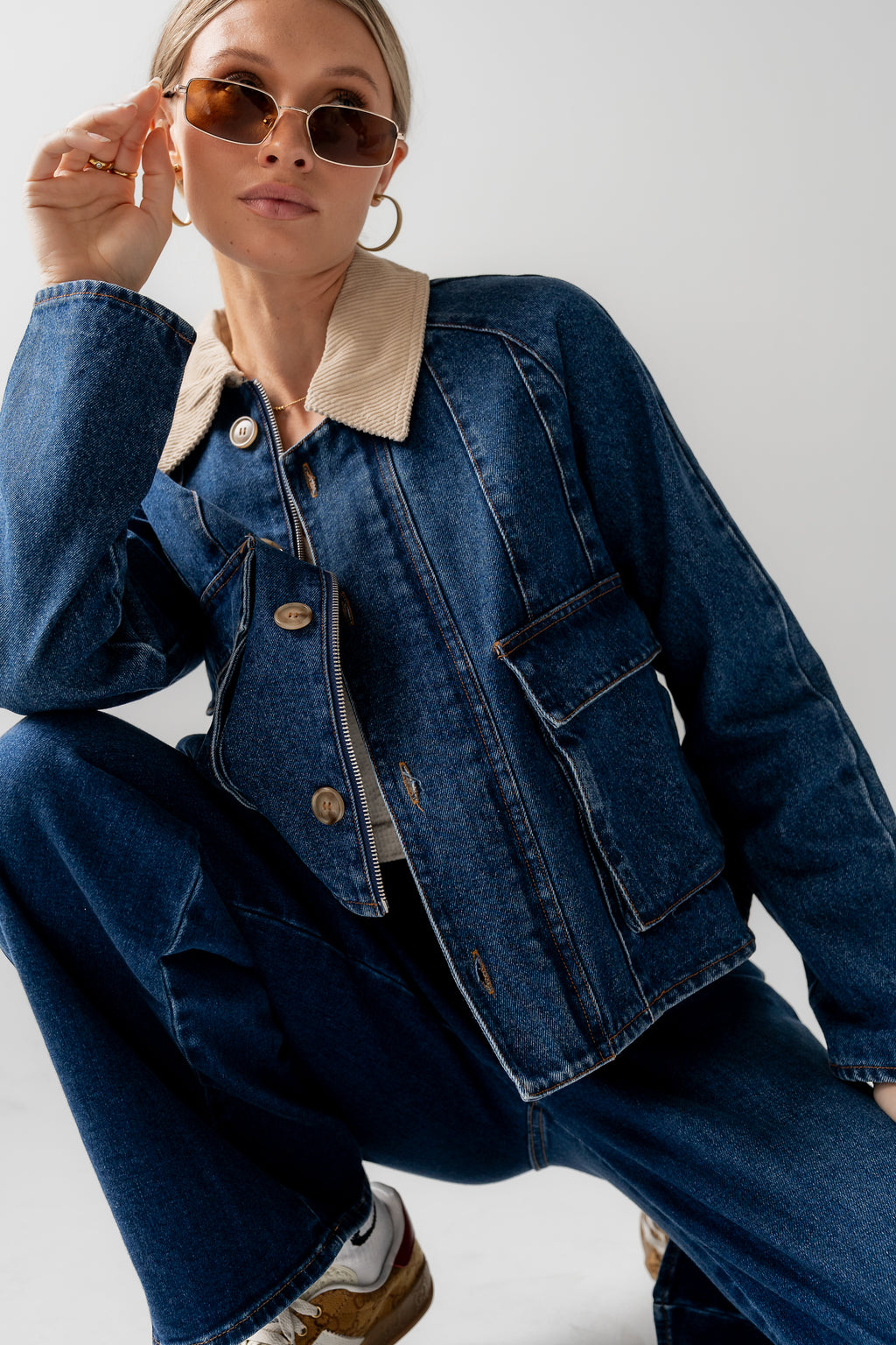 BUTTON UP DENIM JACKET 