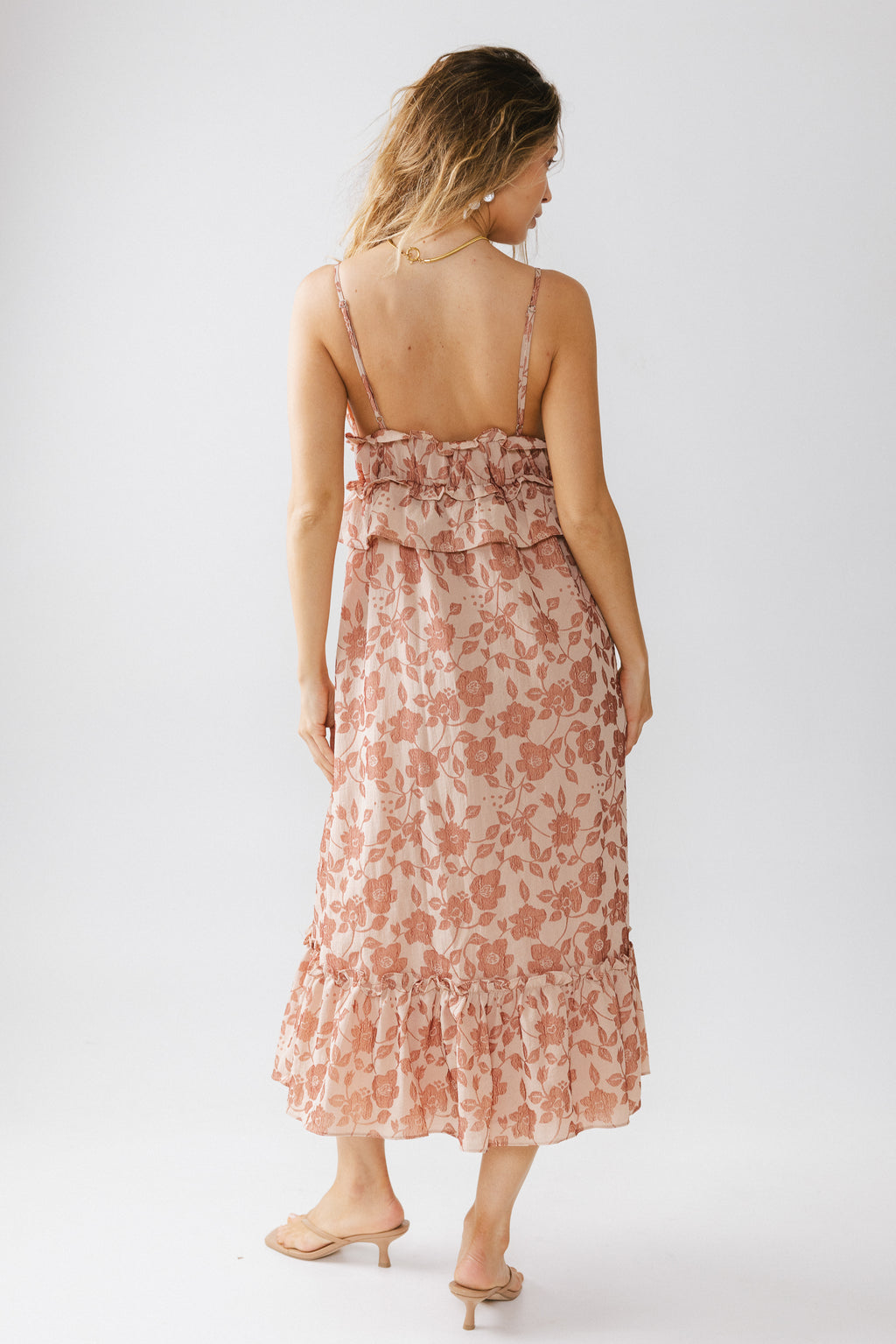 CHEST ELASTIC DETAIL