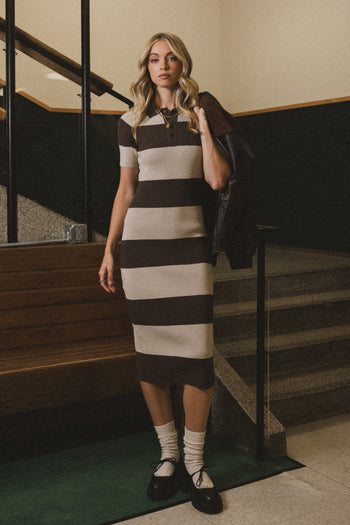 Stretch-Knit Material