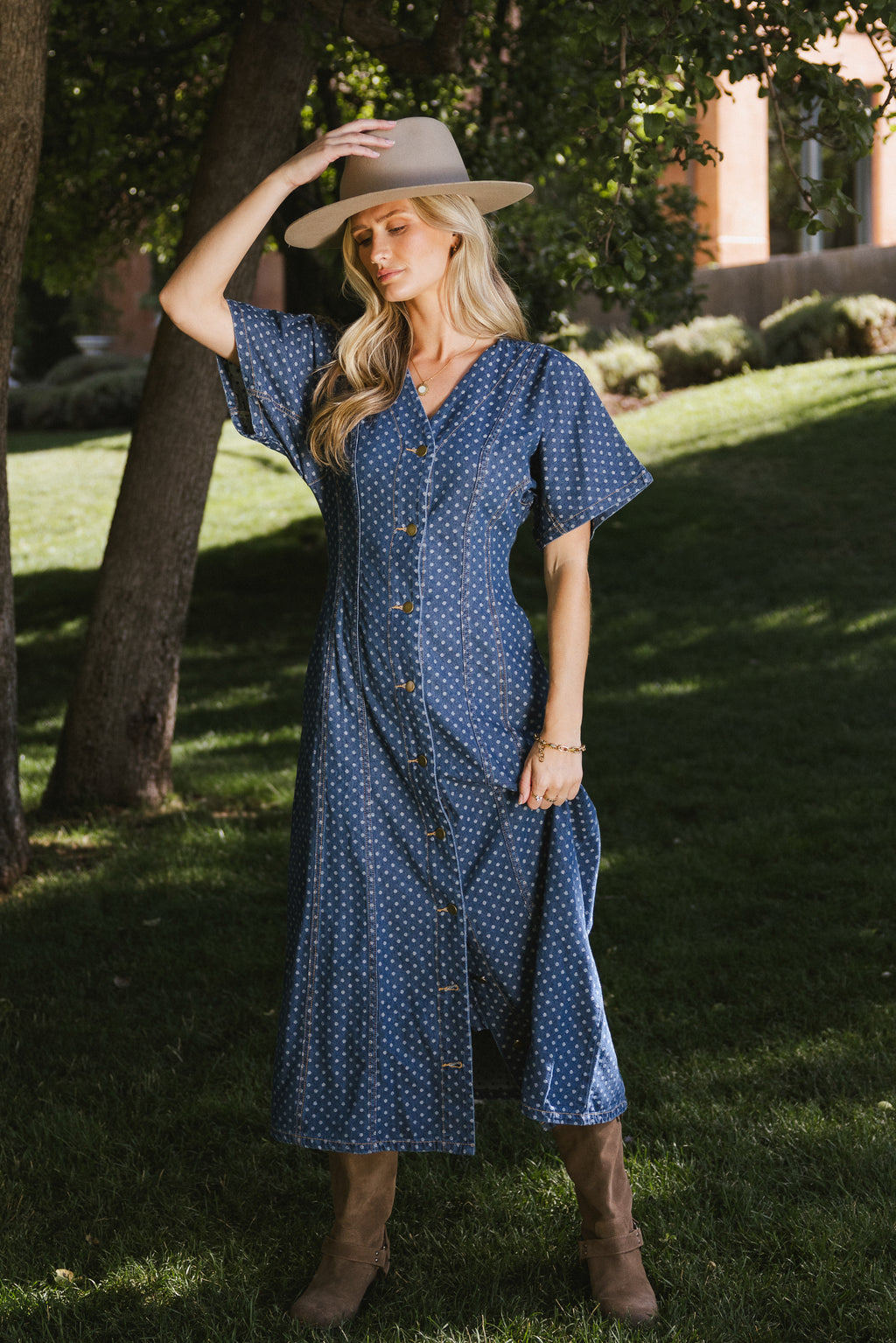 button front closure