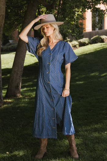 button front closure