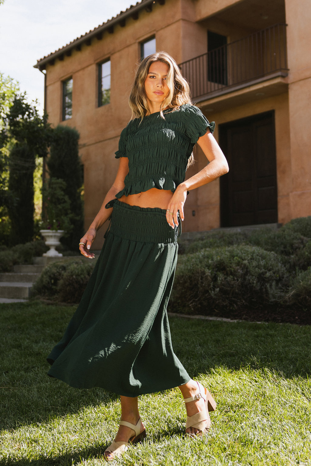 STRETCHY SMOCKED TOP