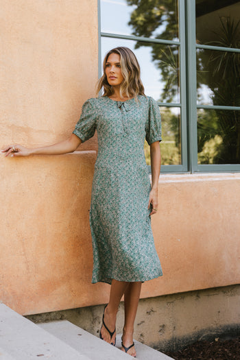 BOW TIE ON THE FRONT OF MIDI DRESS