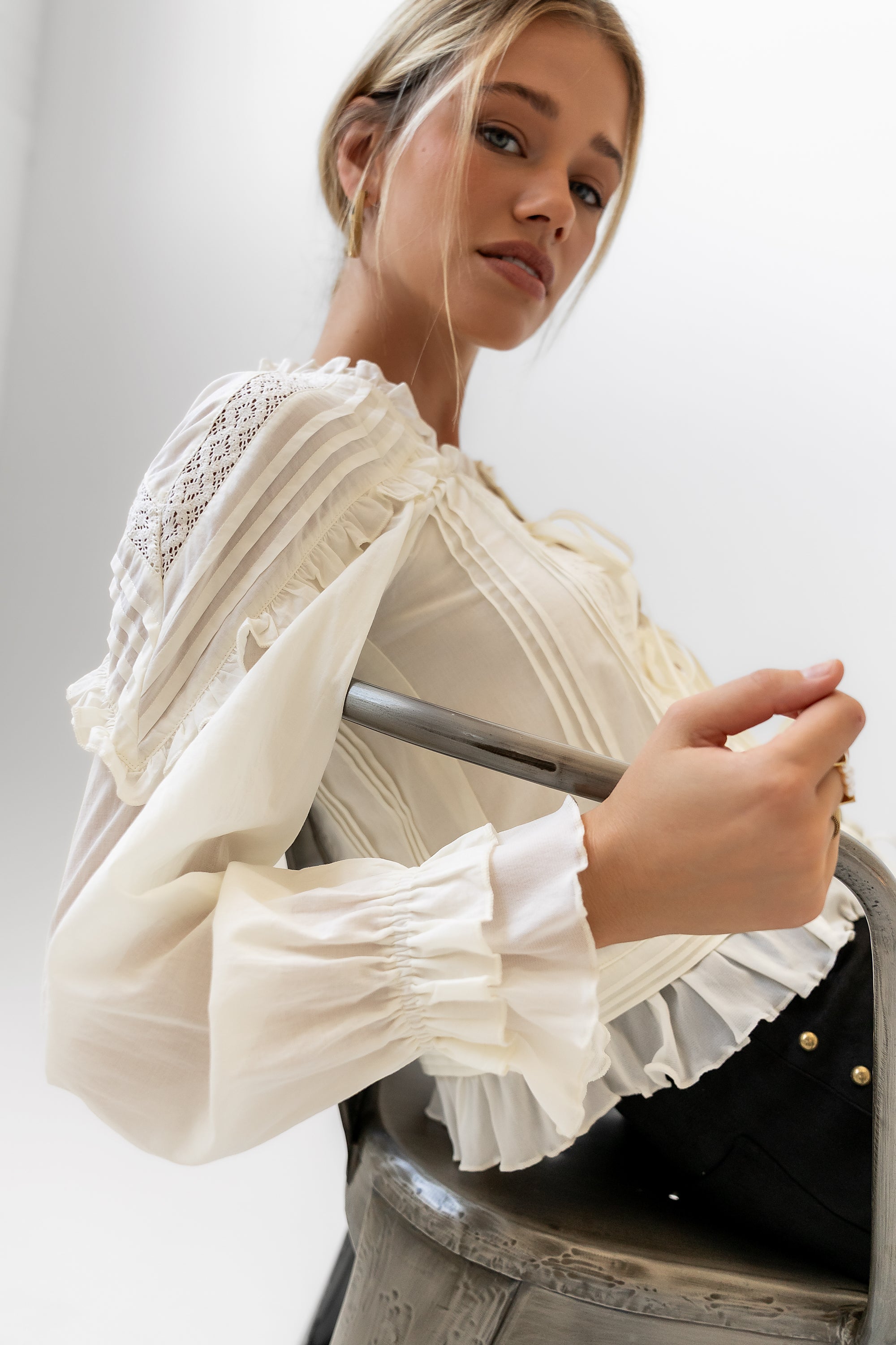 Ruffle White Dressy Blouses WHITE BLOUSE WITH RUFFLES KAOÂ