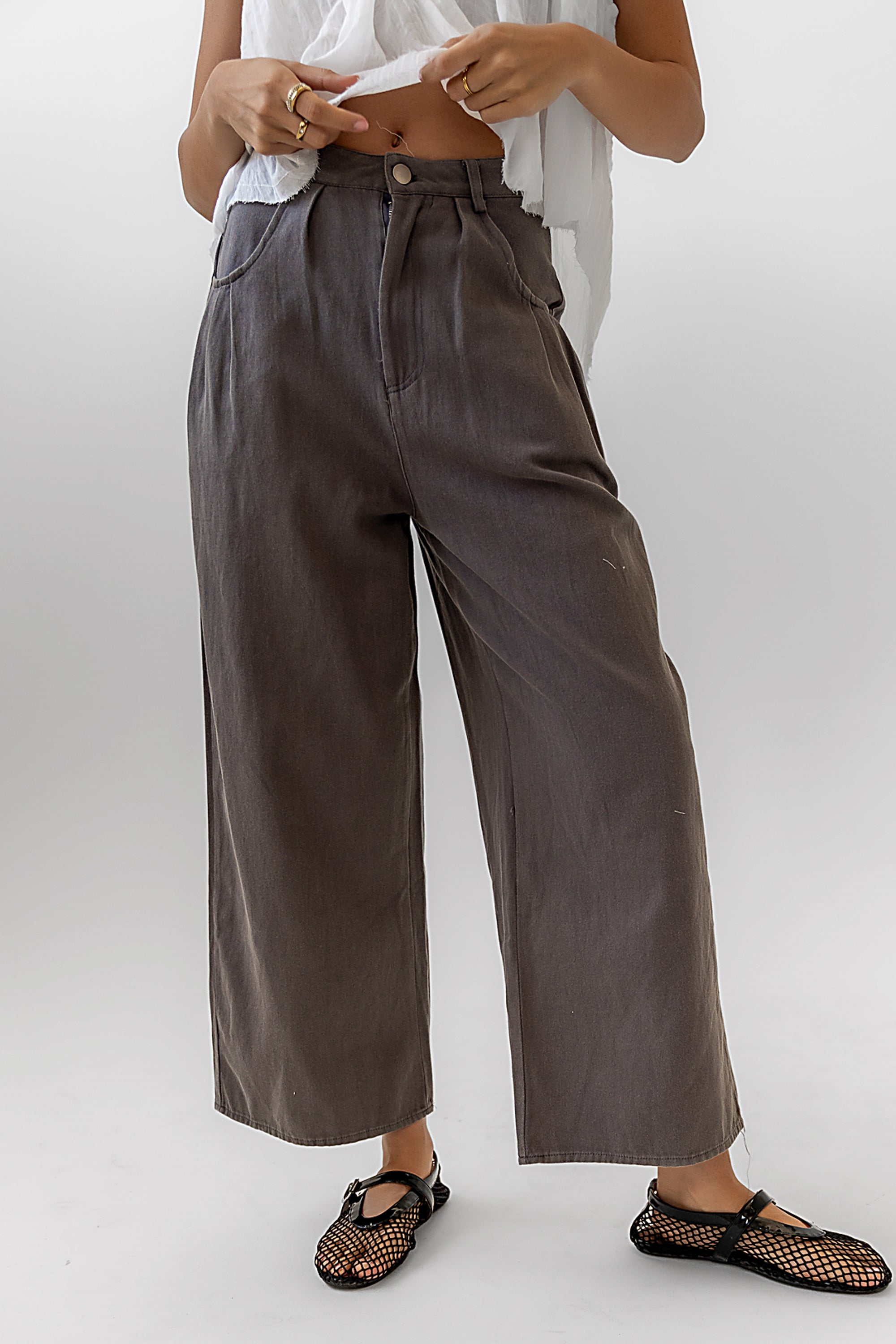 casey-cropped-wide-leg-pants-in-grey-final-sale