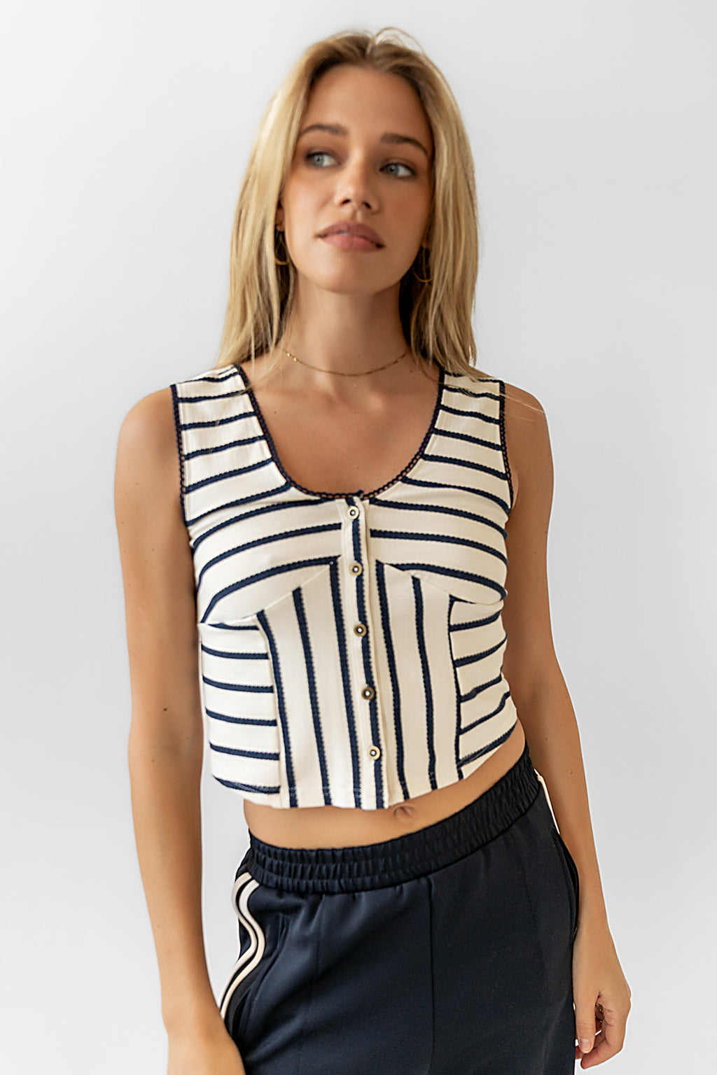 Scoop Neckline
