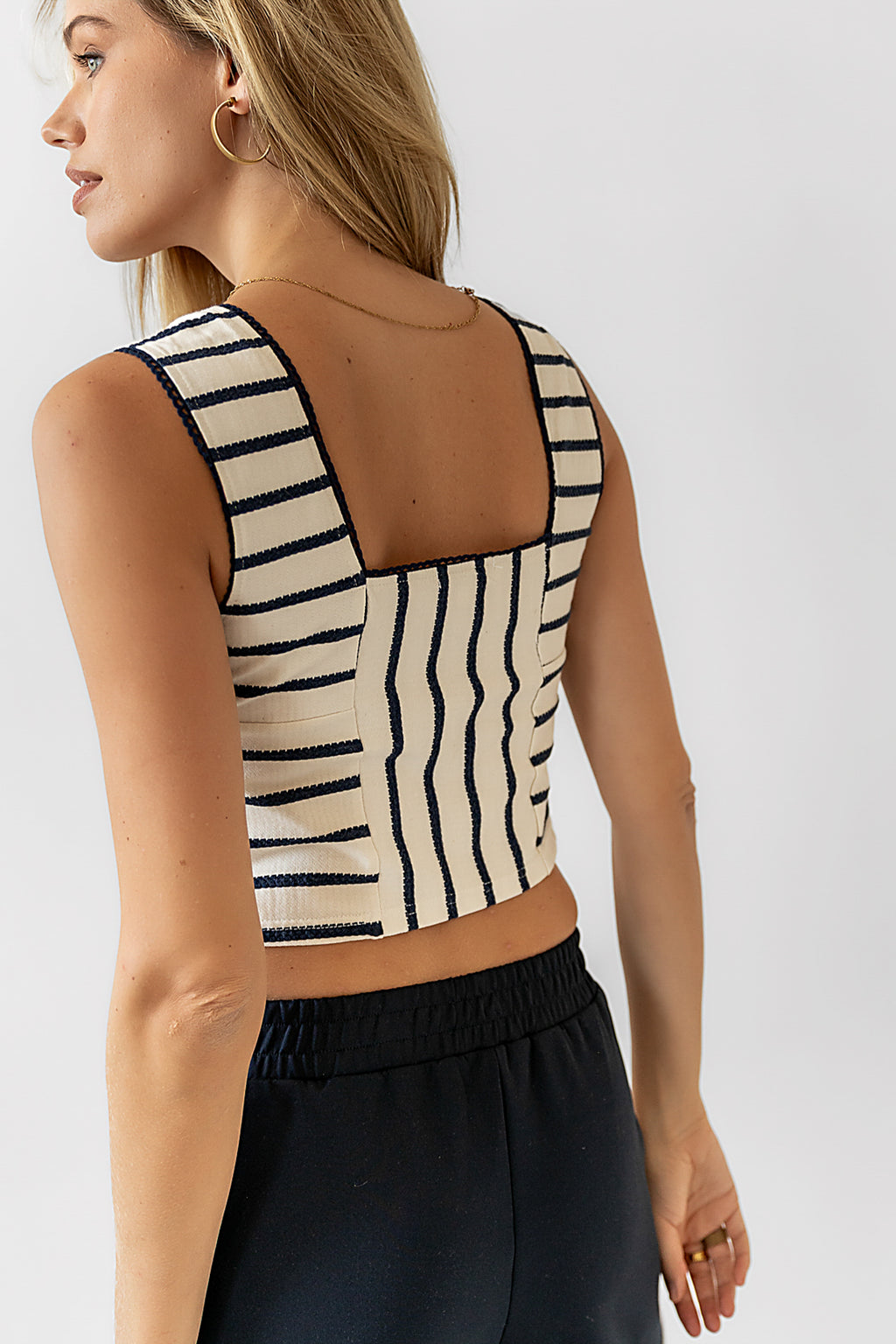 CREAM TANK TOP WITH NAVY STRIPES 
