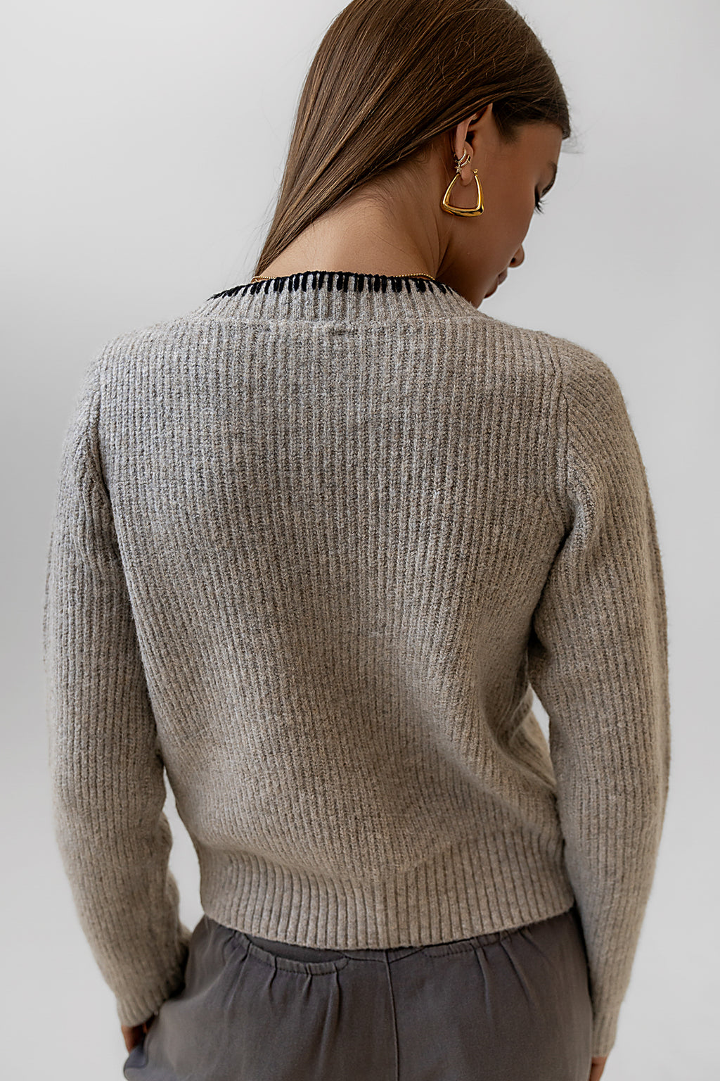  Cardigan in Taupe