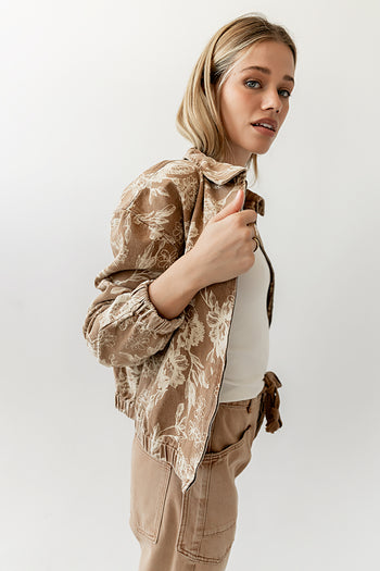 COLLARED FLORAL JACKET